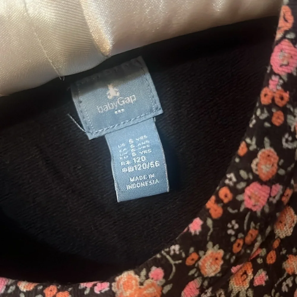 Baby gap girls size 5 floral dress elastic fabric comfy